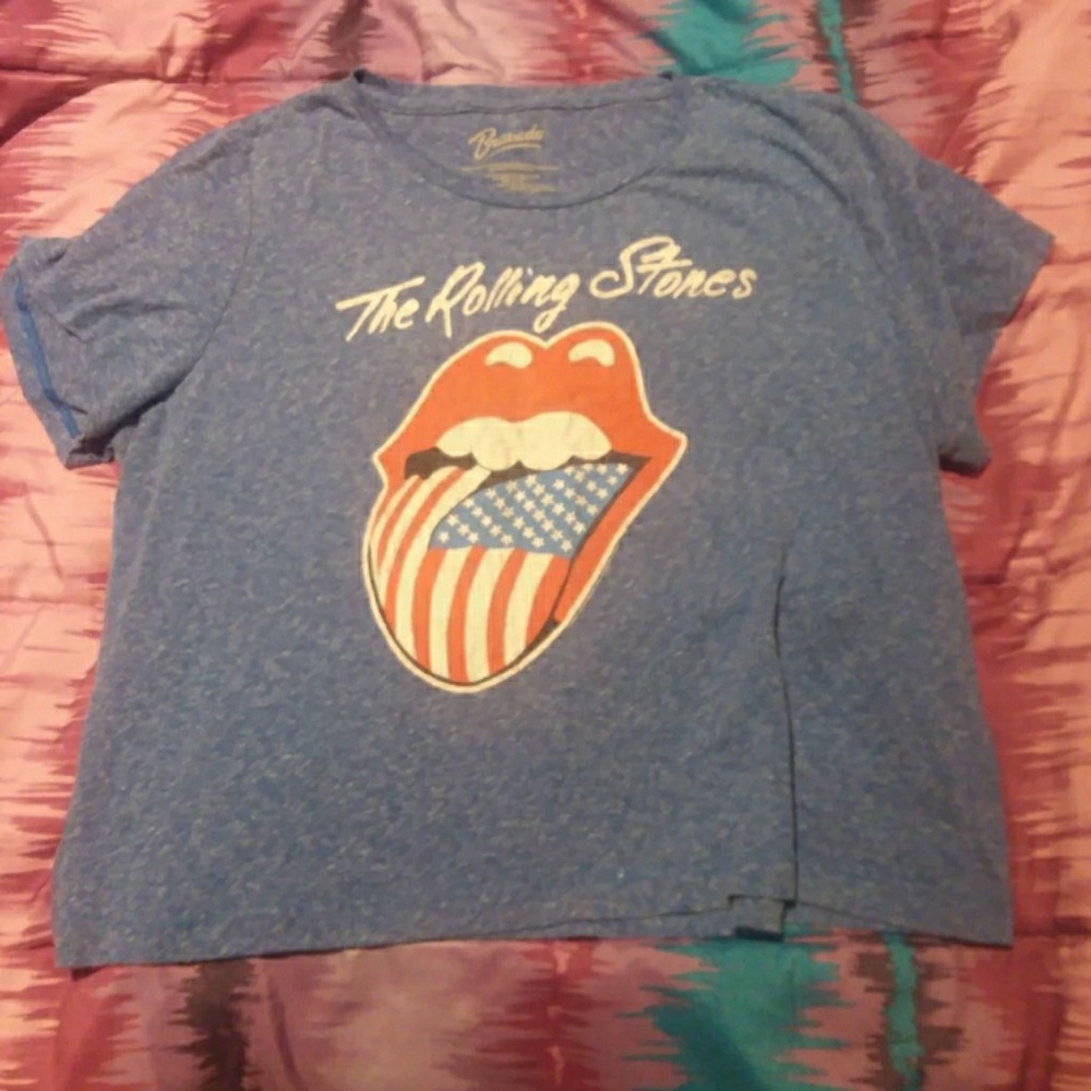 Large rolling stones blue crop top